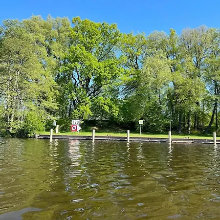 Komfortables Reihenhaus Mit Wlan In Am Mueritzsee * Buchholz (Mecklenburg-Vorpommern)