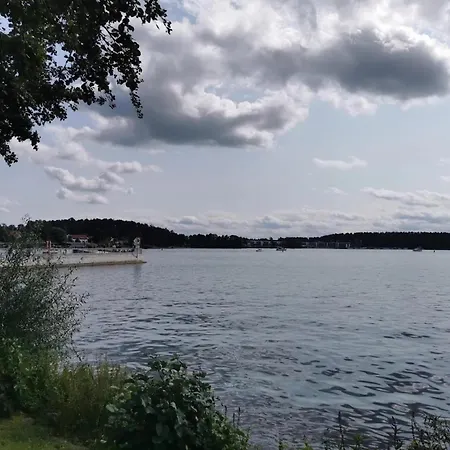 Komfortables Reihenhaus Mit Wlan In Am Mueritzsee